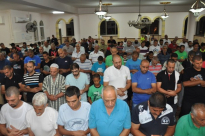  بالفيديو: شعائر صلاتي العشاء والتراويح من مسجد العجمي في مدينة يافا